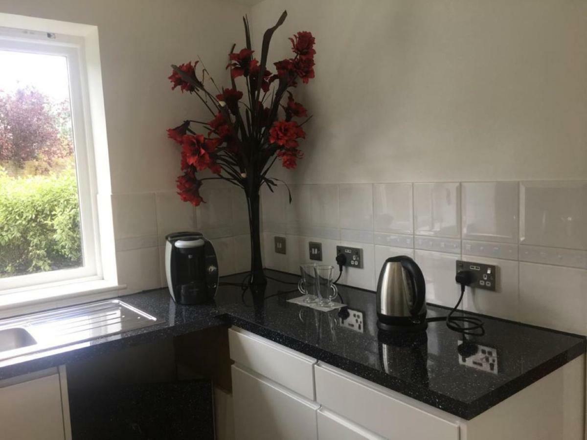 2 Bed Flat, Dedicated Workspace, Parking, 4Ktv London Exterior photo